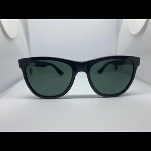 Classic Ray-Ban